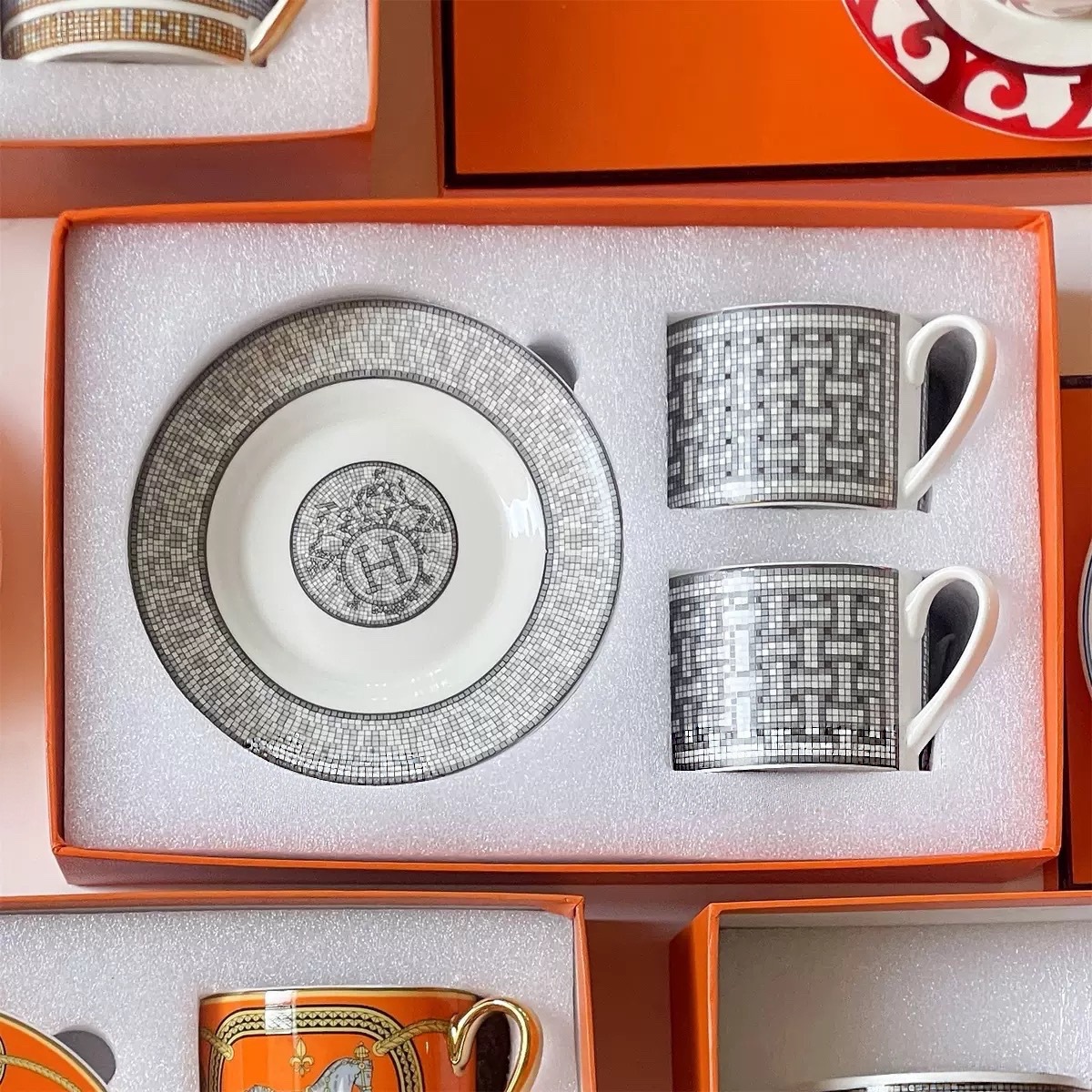 Corte europea transfronteriza retrógrada taza de café de porcelana casera doble taza de plato taza de cerámica taza de té de la tarde pareja