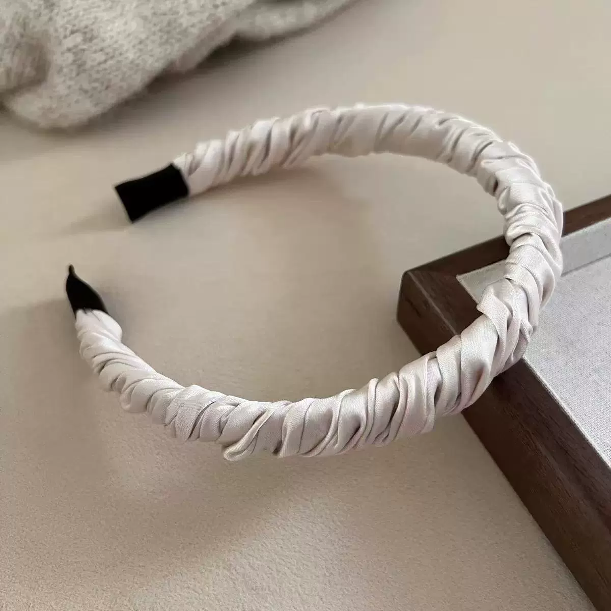 Уплотненная повязка на голову (в стиле Chanel) — фуксиевый бархат и варианты в клетку, аксессуар для душа с мягким шампунем