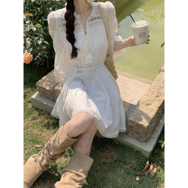 夏季2025年新款法式镂空蕾丝拼接连衣裙女温柔风气质白色裙子|undefined