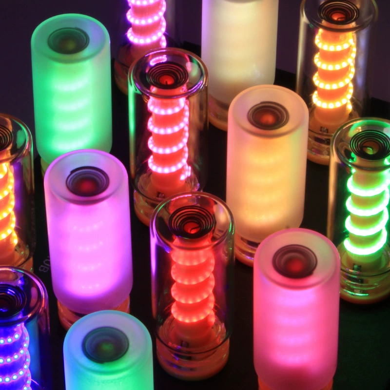 RX9003 прозрачный сенсорный USB-прищадительный ночник с многоцветной LED-атмосферой на боковом правом краю