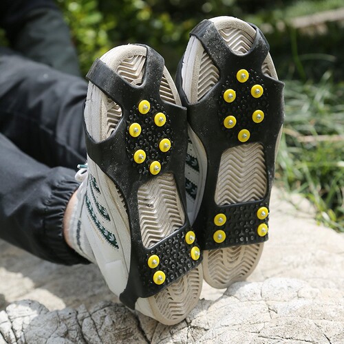 Snowy outdoor anti-slip shoe covers, ice surface anti-slip shoe covers, skiing anti-slip ice cleats, cotton shoe covers, anti-slip hiking, anti-slip covers