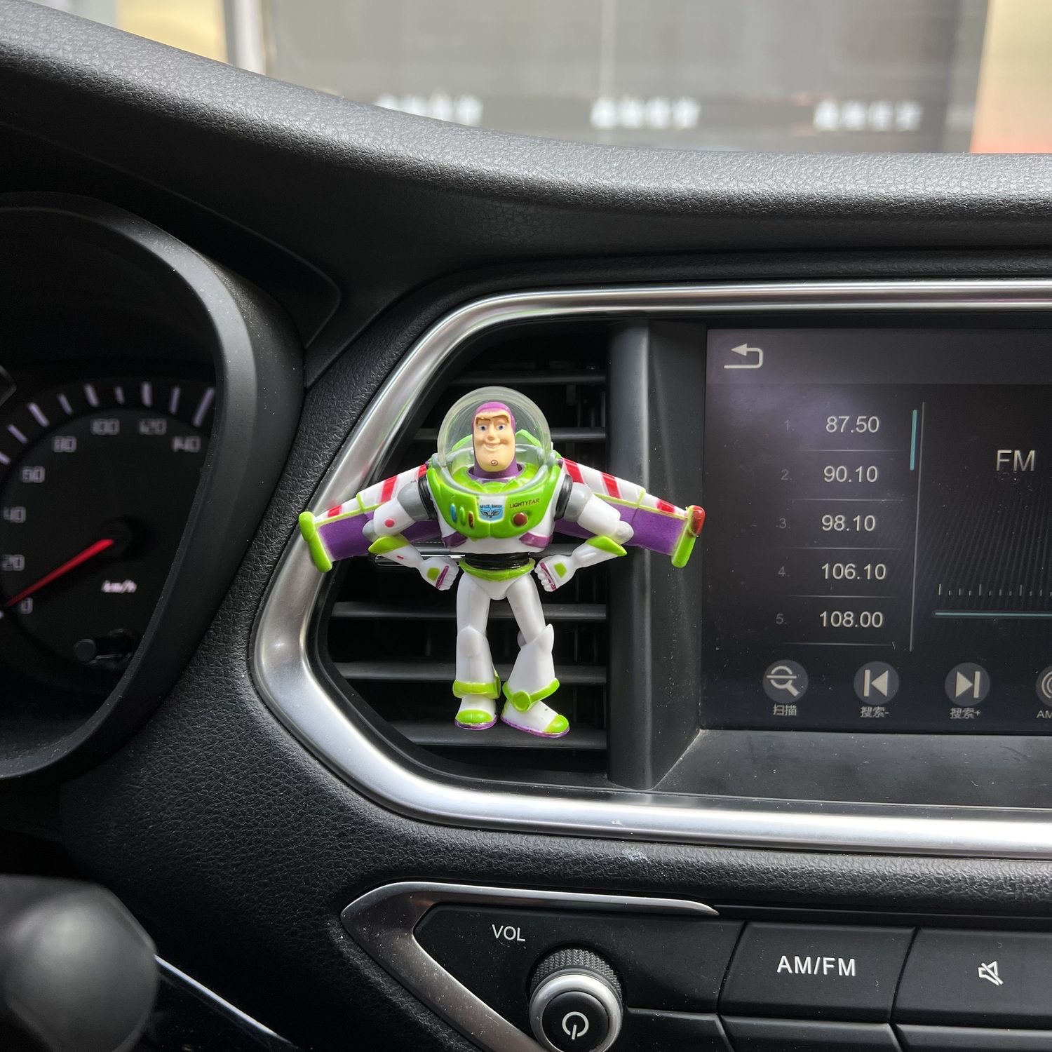 (Agencia) comercio exterior transfronterizo juguetes movilización total Buzz Lightyear Hoodie colgante llavero de salida de aire fragancia