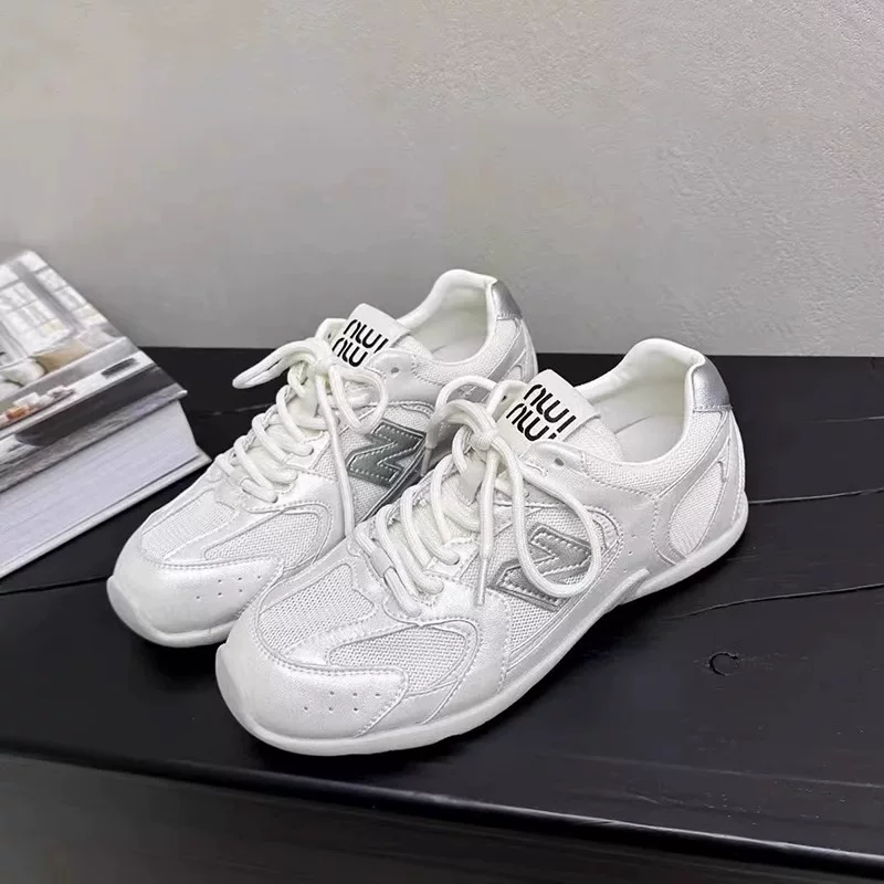 Breathable sports shoes, summer non-slip casual footwear, 2024 years