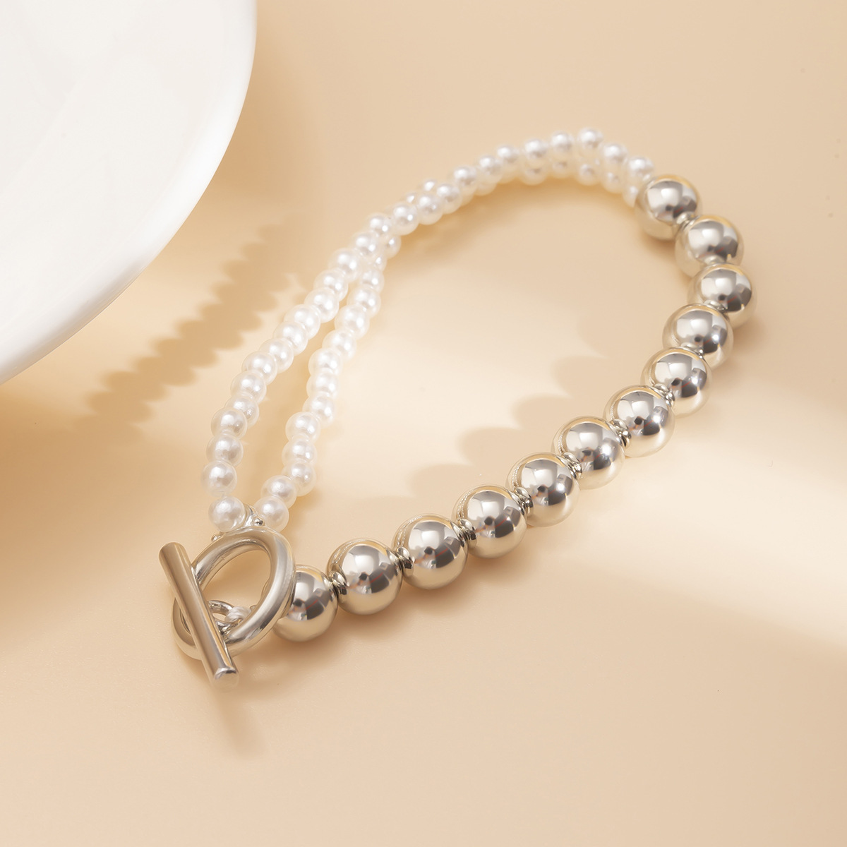Fashion Simple Style Geometric Alloy Plating Artificial Pearls Womenu0027S Necklace