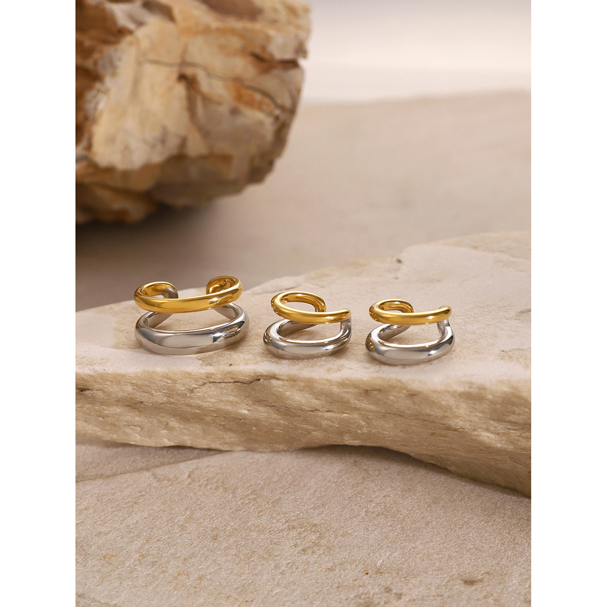 Ins aire frío 18k oro acero inoxidable color de doble anillo abierto europeo y americano oro y plata minimalistas de acero titanio de dos colores clips de orejas
