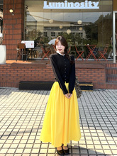 辣妹风黑色设计感针织开衫黄色高腰A字裙伞裙女2025秋季新款套装