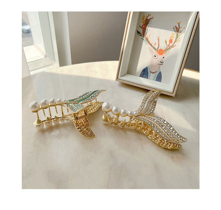 Title 2, Pearl Fishtail Hairpin Back Head Advanced Rhine...