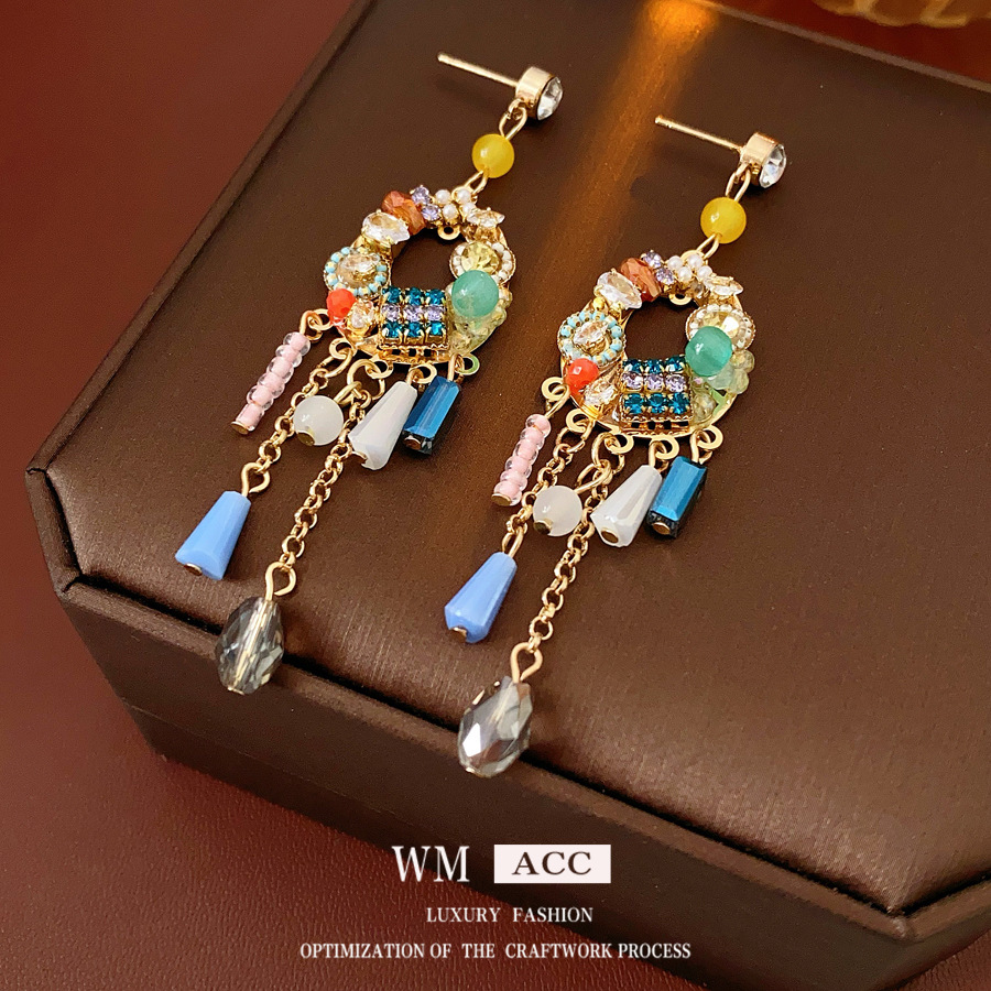 Pendientes de perlas de cristal con flecos de colores con diamantes Pendientes de estilo étnico bohemio Pendientes de nicho de lujo ligero y de alta gama