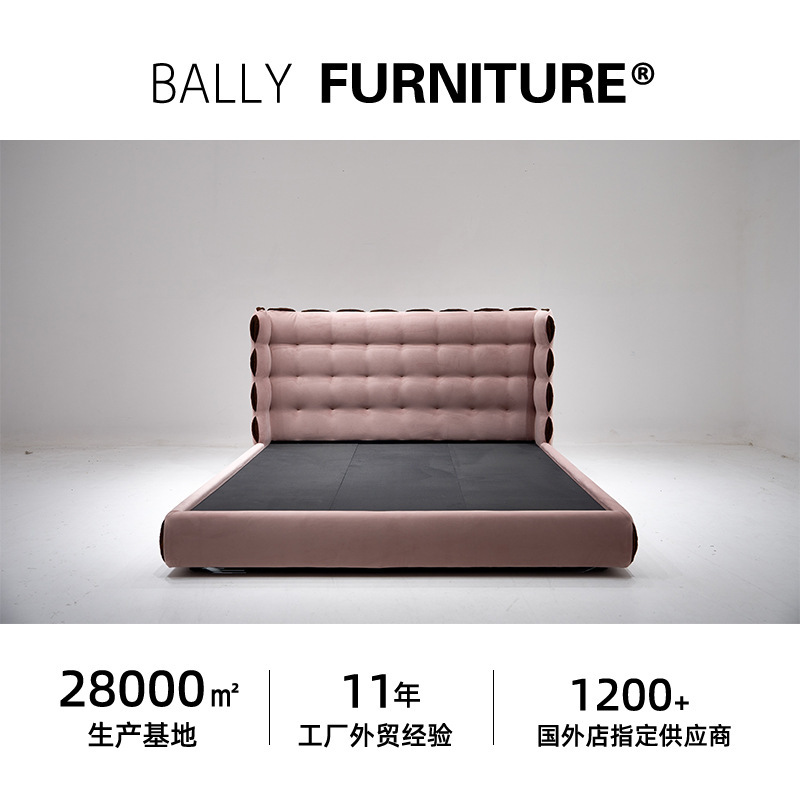 Modern Luxury Waffle Bed with a Comfortable Frame for the Master Bedroom, High-End Luxury Fabric Double King-Size Bed Modern Luxury Waffle Bed with a Comfortable Frame for the Master Bedroom, High-End Luxury Fabric Double King-Size Bed