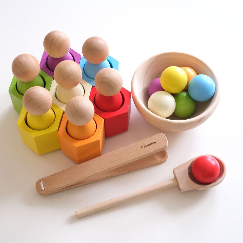 Montessori Ball Clip Beads Concentration Training 7-Color Ball Cup Color Classification Cognitive Infants and Young Children 1-3 Years Old Teaching Aids