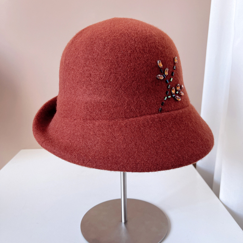 Women's Retro Simple Style Plant Crimping Bucket Hat display picture 10