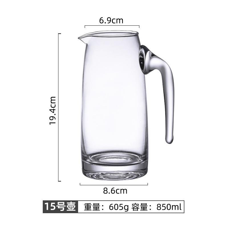 Casa de vidrio y blanco distribuidor de vino con cuchara de vino vino vino tinto y blanco vaso de vino con escala para el hotel