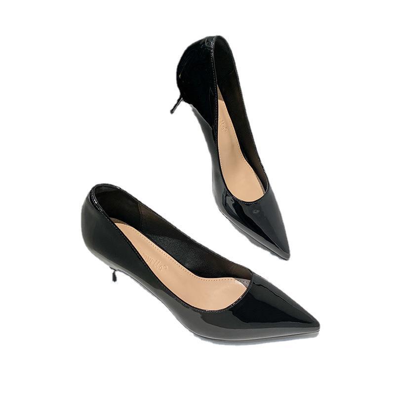 Zapatos de tacón alto para mujeres primavera 2022 nuevo temperamento diosa estilo desnudo tacones afilados no cansados zapatos profesionales