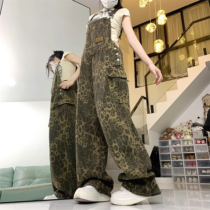 韓国版の多ポケットヒョウ柄のデニムの男女の背もたれのズボンはアメリカ式の街頭のカジュアルな連体のズボンを修理します。|undefined