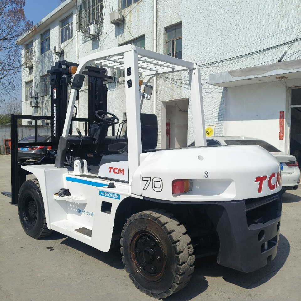 外贸直销日本TCM柴油7吨us10吨二手TCM16叉车出售