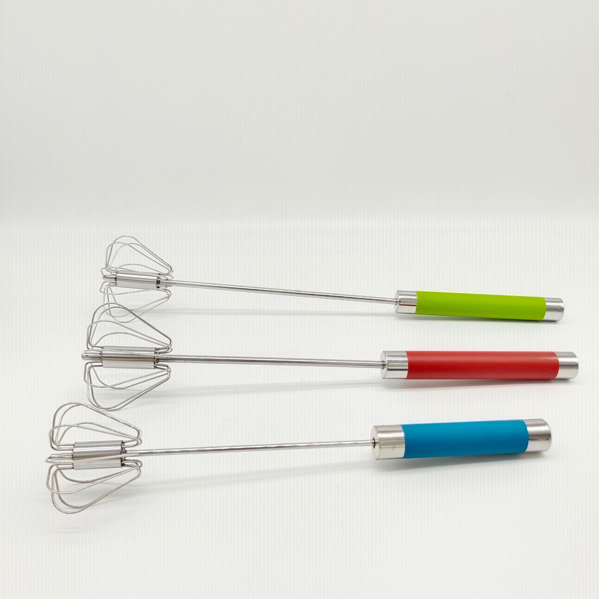 Batidor de Huevos Semiautomático Giratorio de Acero Inoxidable Manual para Cocina
