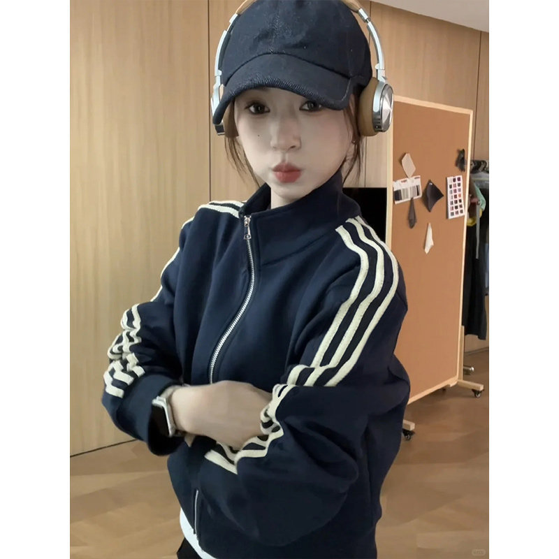 Three-stripe short sweatshirt jacket for women, spring lightweight baseball jacket, regular shoulder, sporty, 2026 new autumn outfit bm