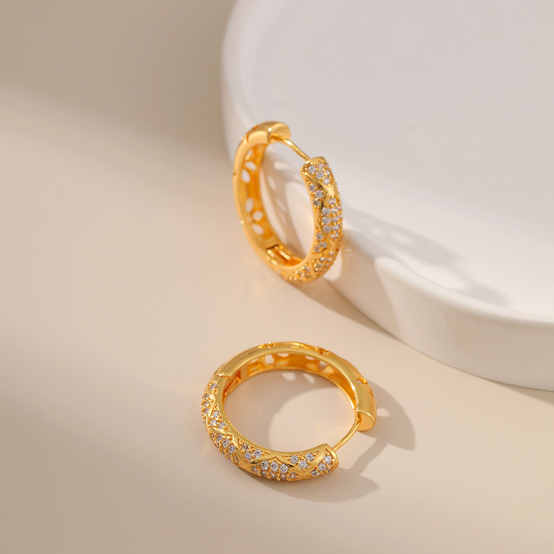 Fashion Circle Copper Plating Hollow Out Inlay Zircon Earrings 1 Pair