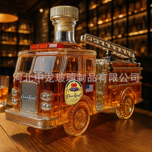 消防車の形をした独立したステーションの売れ筋製品ウイスキーボトルワインセット工場直送ガラスワインボトル|undefined