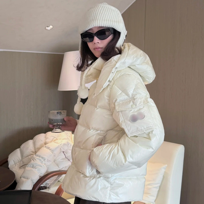 2026 New Moncler 70th Anniversary Goose Down Jacket Winter Men's and Women's Hooded Warm Stand Collar Fashion Puffer Coat 2026 New Moncler 70th Anniversary Goose Down Jacket Winter Men's and Women's Hooded Warm Stand Collar Fashion Puffer Coat