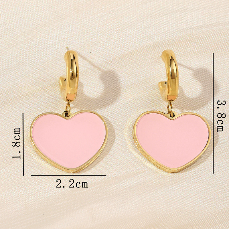 Nueva joyería de moda de acero inoxidable estilo dulce pendientes rosados goteando aceite amor forma temperamento pendientes mujer fabricante