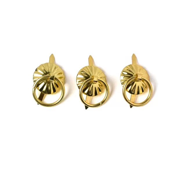 Factory Direct batch electroplating sunflower handle moon cake box handle iron round pull ring accessories chrysanthemum handle