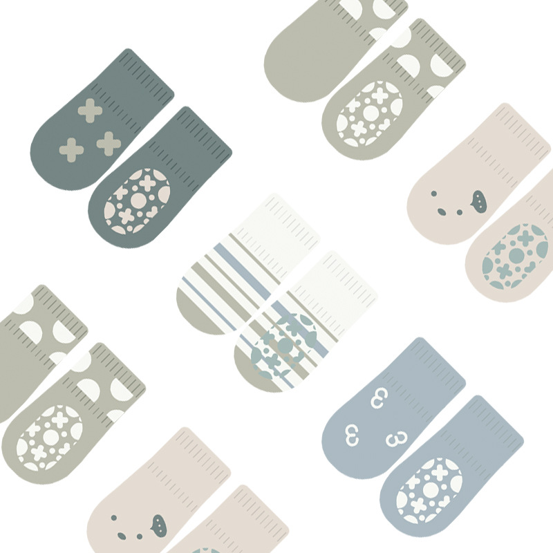 2022 calcetines de piso para niños al por mayor amistosos fábrica fuente personalizada primavera y otoño niños y niñas calcetines de dibujos animados