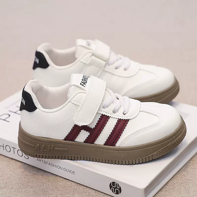 真软皮面儿童运动鞋小白鞋女童板鞋春秋新款时尚舒适男童板鞋现货