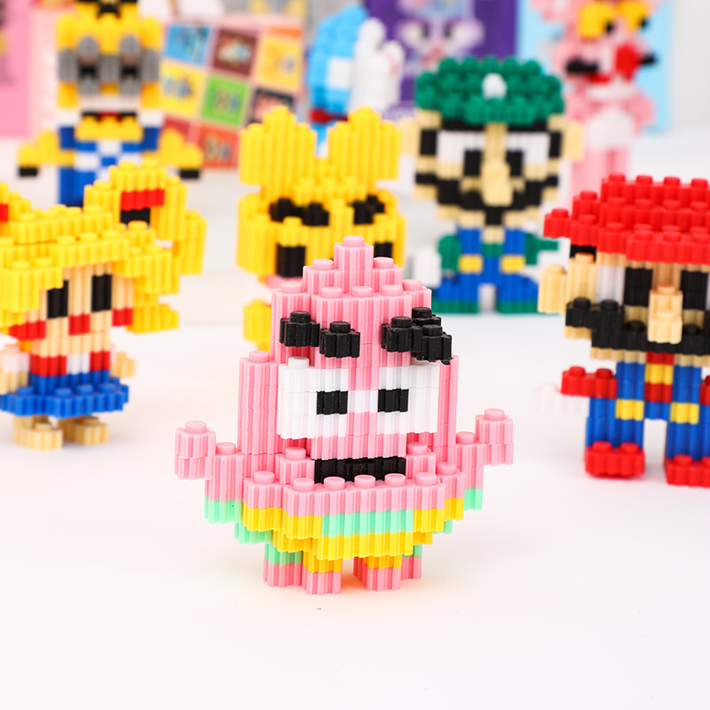 Mini muñeca de dibujos animados compatible con bloques de construcción de Lego decoración de escritorio bloques de construcción micropartículas juguetes de montaje para niños al por mayor