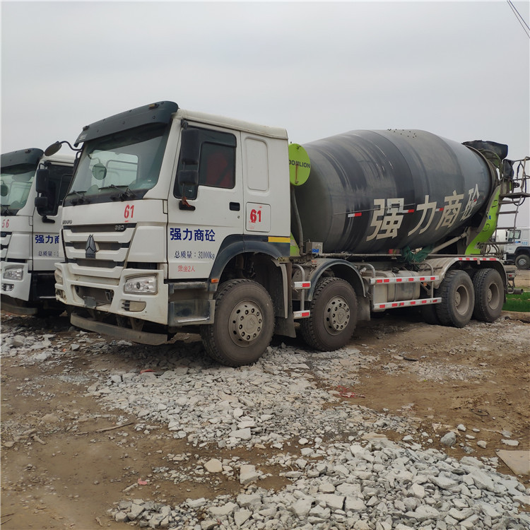 Автобетоносмеситель Sinotruk Howo 20-22 м3 (Б/у)