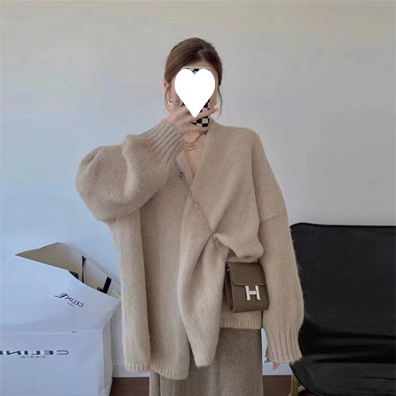 早秋法式针织吊带连衣裙两件套气质高级感轻熟风毛衣裙套装女秋冬|undefined