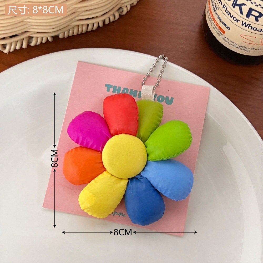 Colgante de flores de sol colorido mochila de chicas llaver decoración colgante adorable flor colgante al por mayor