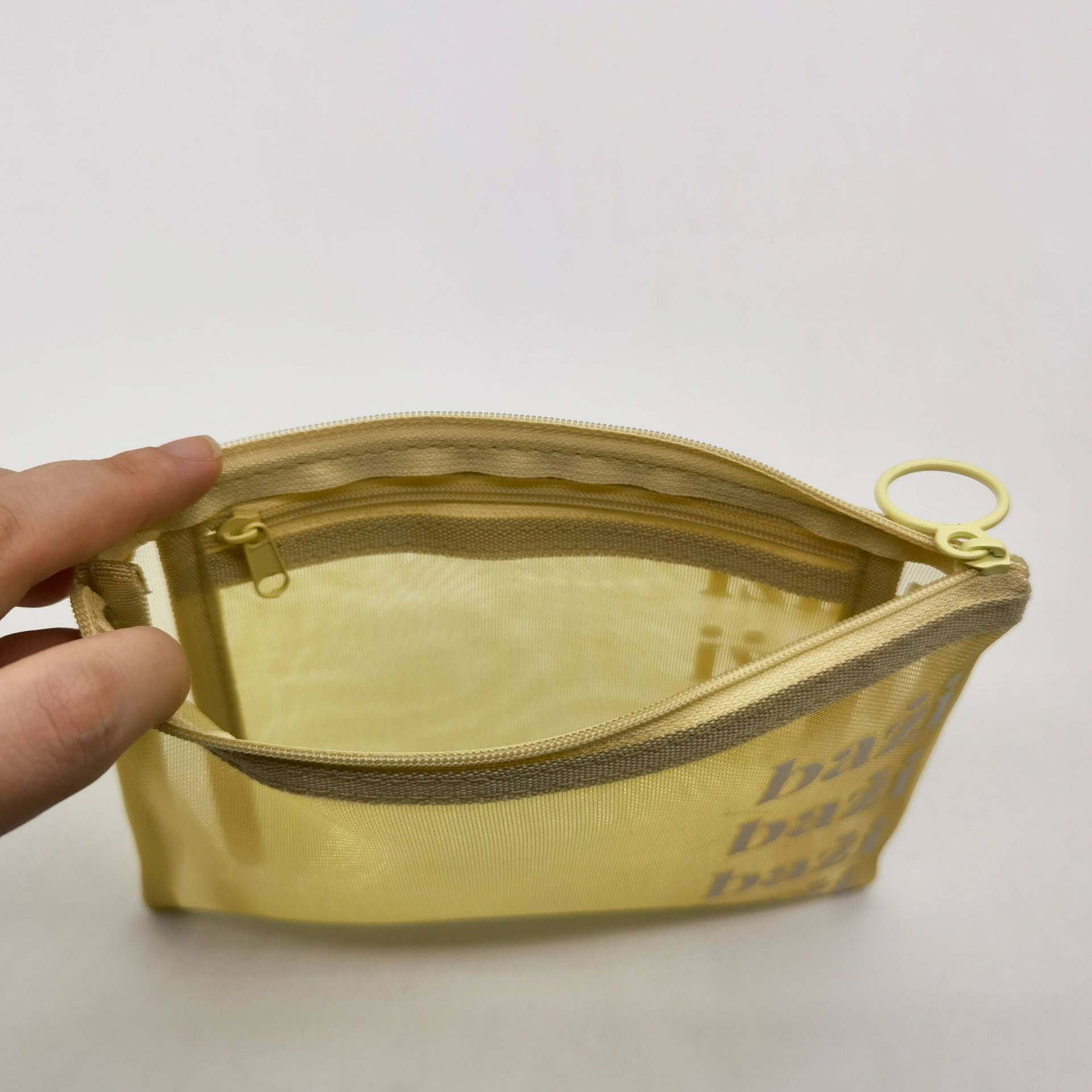 ��ɫ������ɴ����Ʒ�ʸ���ֵ��ױ����Яʽ��ױƷС��������