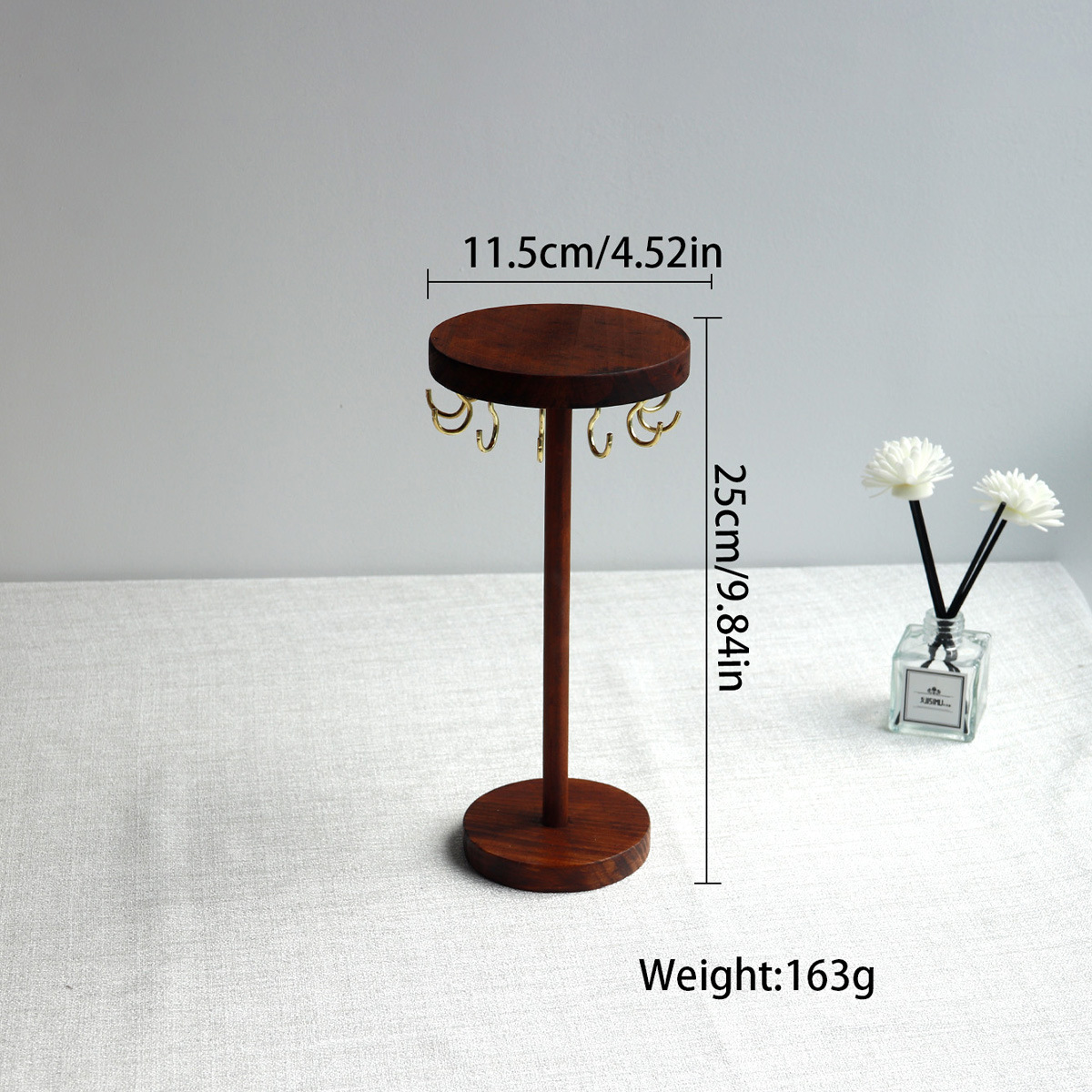 ɫԲ̹ҹչʾƷҼִ鱦ɼ