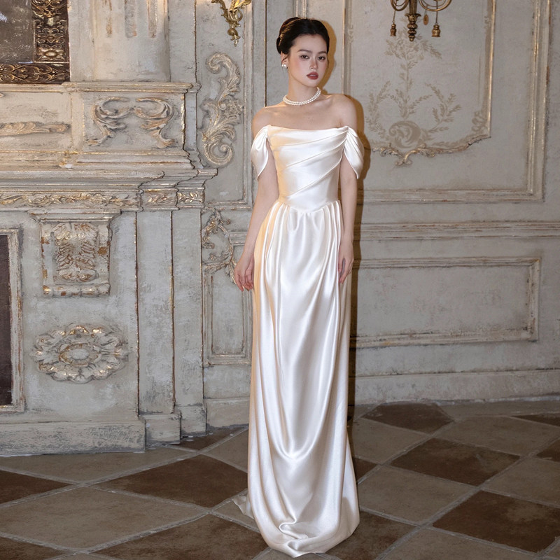 French-Style Off-The-Shoulder Light Wedding Dress, Satin, Simple, Niche, Forest-Style, Outdoor Wedding Dress, Bride's High-End Engagement White Gown French-Style Off-The-Shoulder Light Wedding Dress, Satin, Simple, Niche, Forest-Style, Outdoor Wedding Dress, Bride's High-End Engagement White Gown