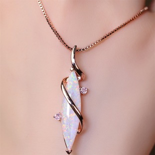 Cross-border wish Europe and the United States new Australia BMW eye necklace simple personality, niche necklace wholesale a generation of hair