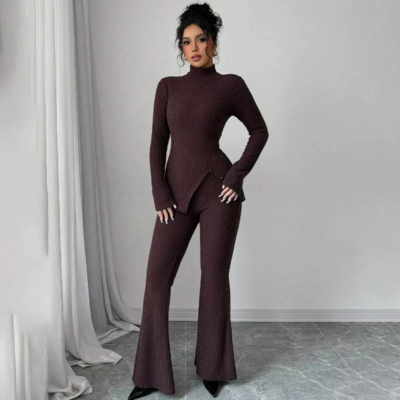 2025针织秋冬款 跨境欧美女装 高半领打底外穿修身开叉喇叭裤套装
