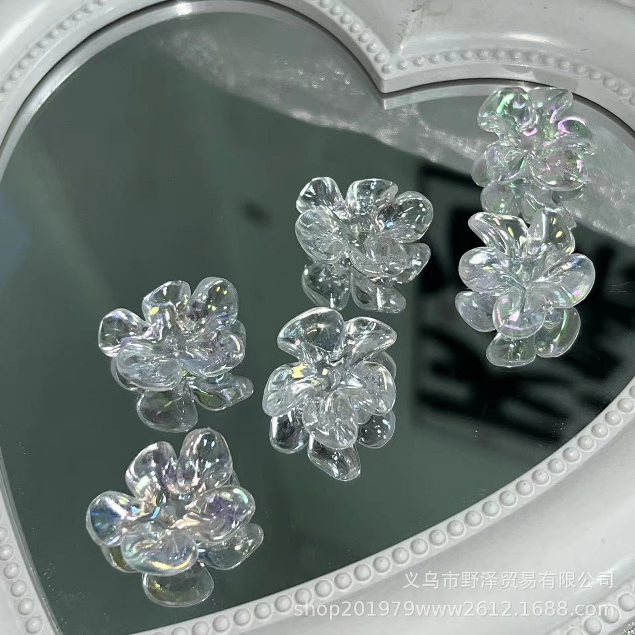 2023 NUEVO LÁSER flor irregular tarjeta 23mm japonés DIY hecho a mano crema pegamento material al por mayor en stock