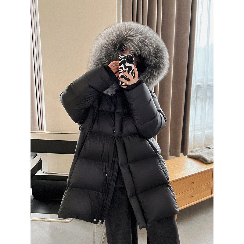 90 White Goose down 302G-310G Mid-Length down Jacket with Silver Fox Fur Collar 90 White Goose down 302G-310G Mid-Length down Jacket with Silver Fox Fur Collar