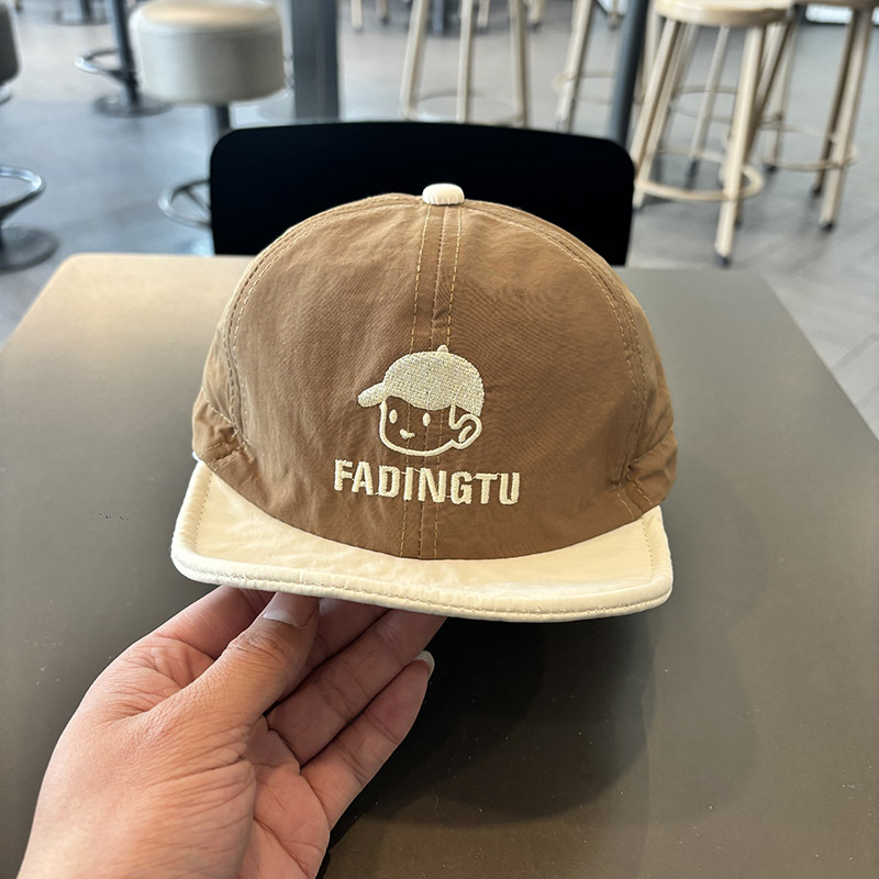 Sombrero para bebés primavera y otoño delgado lindo sombrero de bisel suave sombrero de pato para bebés varones de verano pequeño sombrero de béisbol delgado