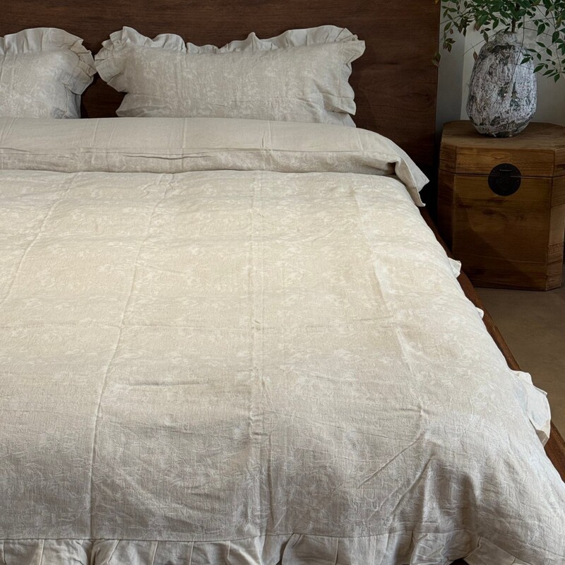 Class a B&B Style Casual and Lazy High-End Cotton and Linen Four-Piece French Lace Quilt Cover Breathable Four-Season Bedding