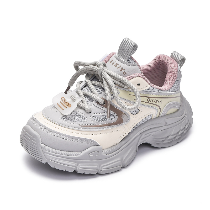 Calzado deportivo para niños 2025 primavera nueva chica versión coreana de malla transpirable zapatos de papá tesoro femenino zapatos casuales de todo fósforo