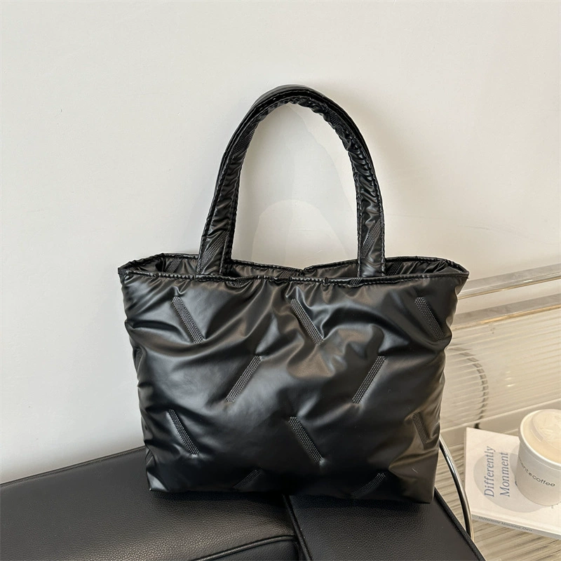 Capacious winter universal brand one-shoulder bag for leisure