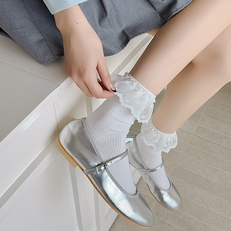 Lace edge white JK socks for spring and summer Lolita mid-calf socks for women, ballet style, cotton socks for women to match Mary Jane shoes