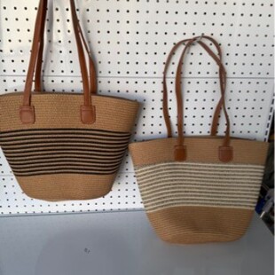 �ݾ���Ů�ļ����r�����ذ��������������羳ˮͰ��Ů�����l����