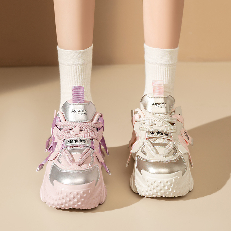 Zapatillas Augusden de suela gruesa para mujer, modelo nuevo de primavera 2026, estilo retro moderno de Hong Kong, zapatillas casuales rosas.