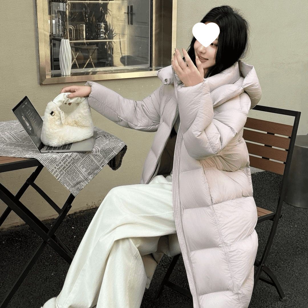 鹅绒云朵泡芙长款过膝羽绒服2025加厚新款冬季韩版长款宽松外套黑