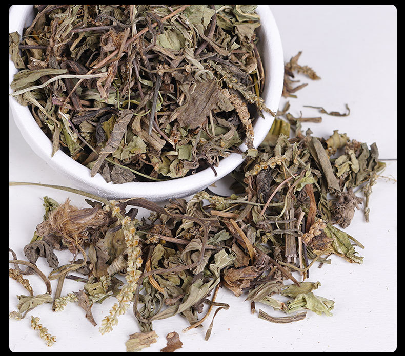 Plantain Herb Slices (Plantago asiatica) — Dried Food Herb for Tea & Soup in use