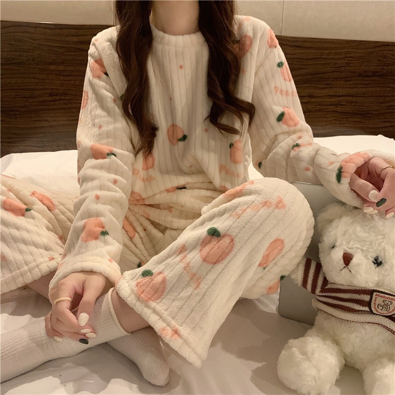珊瑚绒睡衣女秋冬新款法兰绒可爱时尚长款家居服圆领长袖长裤套装|undefined