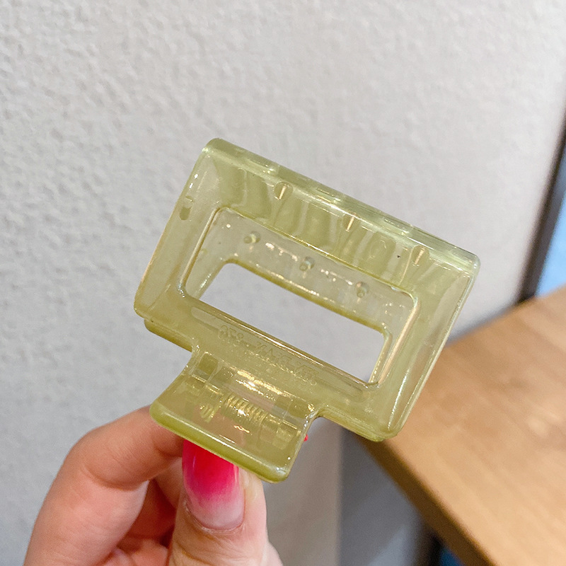 Clip de agarre simple de verano, volumen de cabello de alta calidad, clip de tiburón, horquilla grande, horquilla, nuevo cabello femenino, tocado 2024